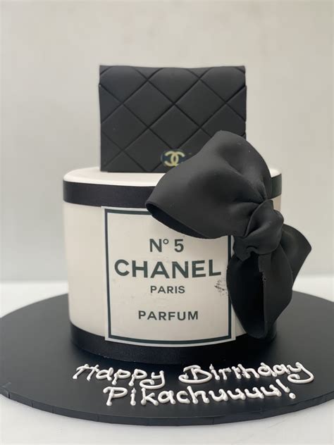 chanel cakes uk.